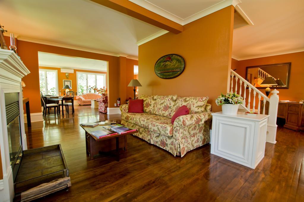 Auberge La Raveaudiere North Hatley Dış mekan fotoğraf